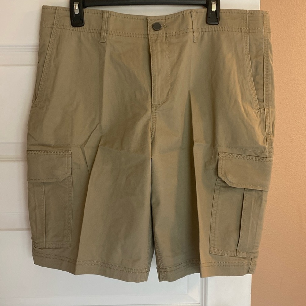 Brand new men’s shorts